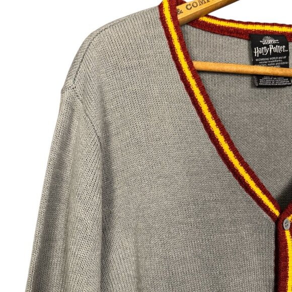 Hogwarts Harry Potter Gryffindor Cardigan Sweater Wizarding World - Picture 5 of 7